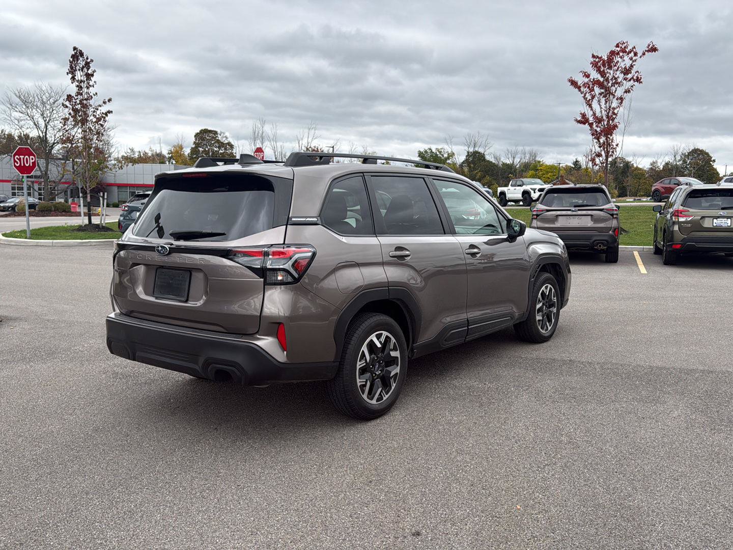Used 2025 Subaru Forester Premium AWD/4WD image 6