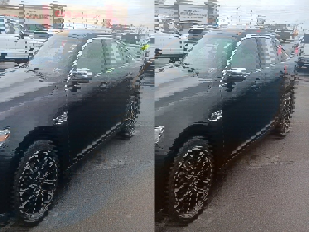 Used 2018 Ford Taurus Limited image 5