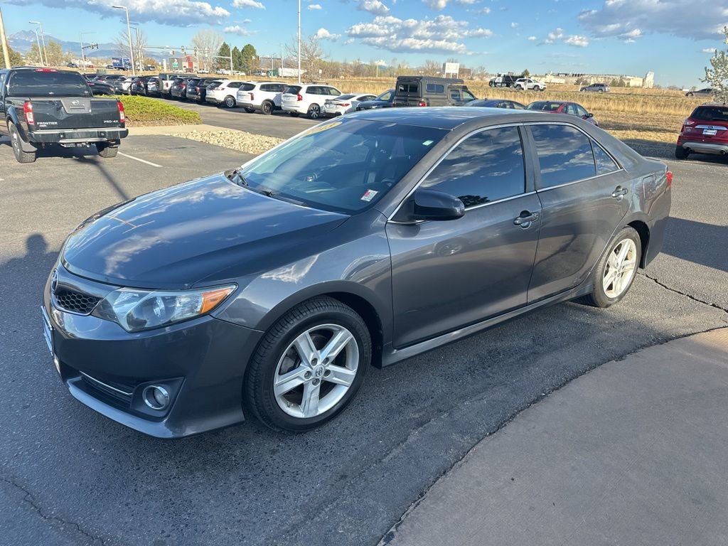Used 2013 Toyota Camry SE image 30