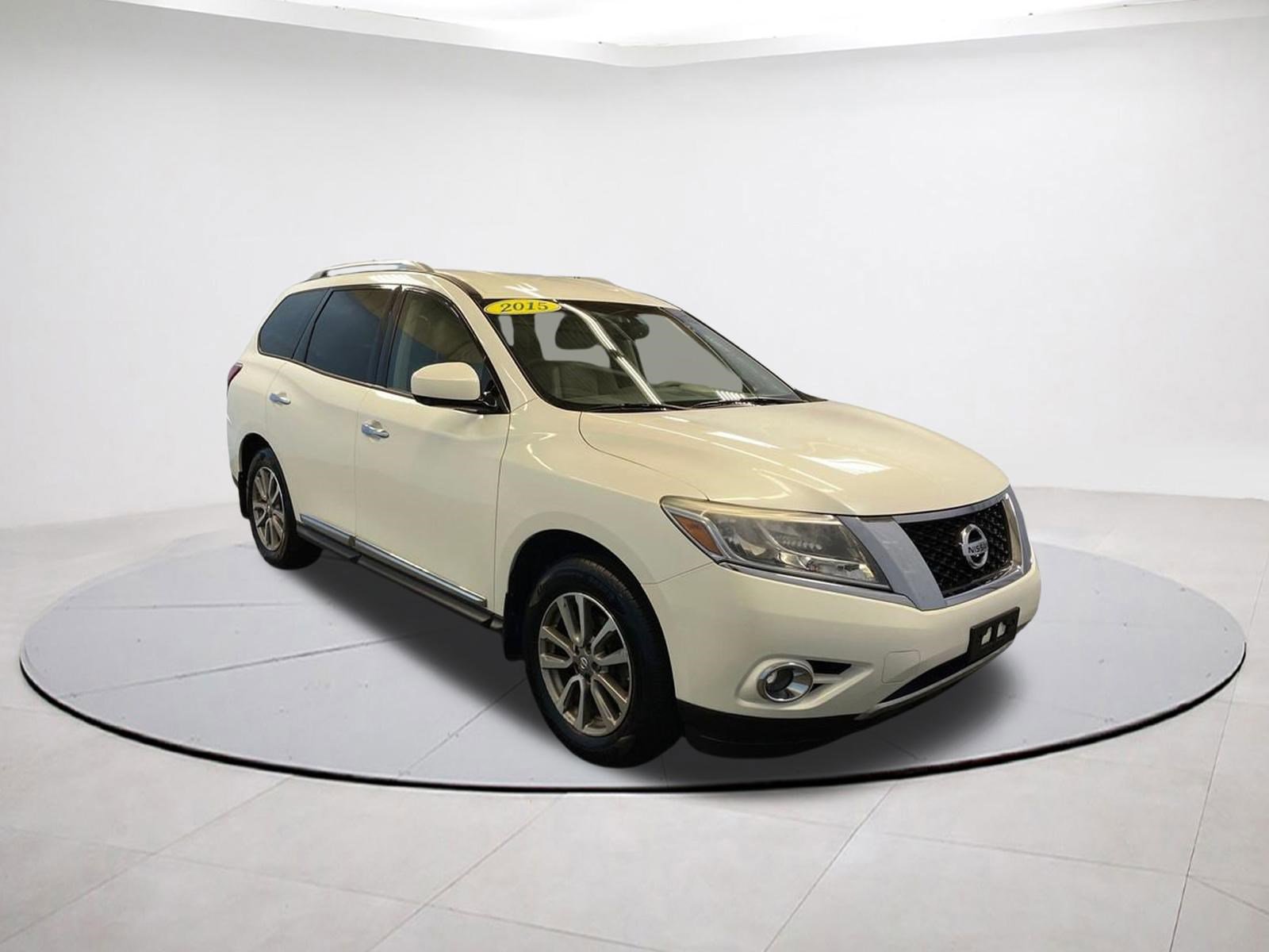 Used 2015 Nissan Pathfinder SL w/ SL Tech Package AWD/4WD image 1