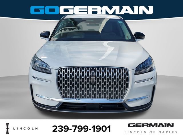 New 2025 Lincoln Corsair AWD image 3