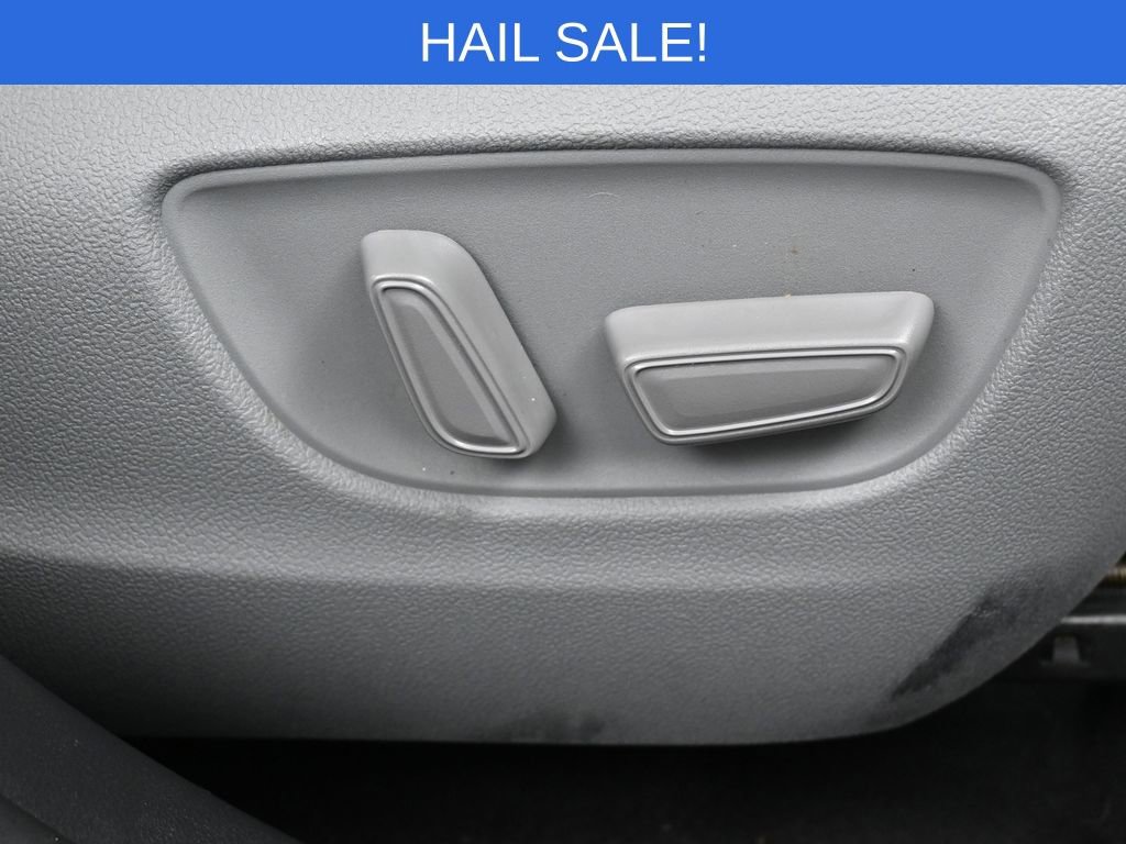 Certified 2020 Toyota Highlander XLE image 37