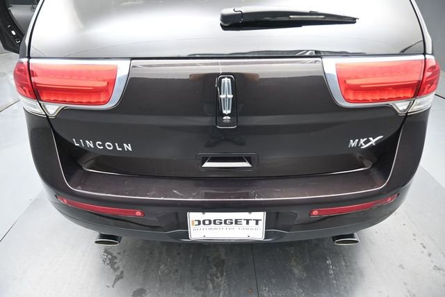 Used 2013 Lincoln MKX FWD image 12