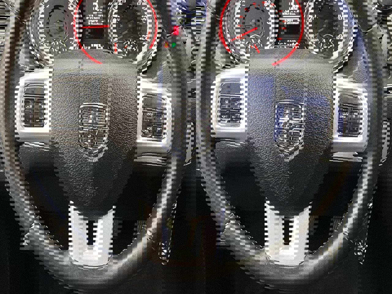 Used 2016 Dodge Grand Caravan R/T image 14