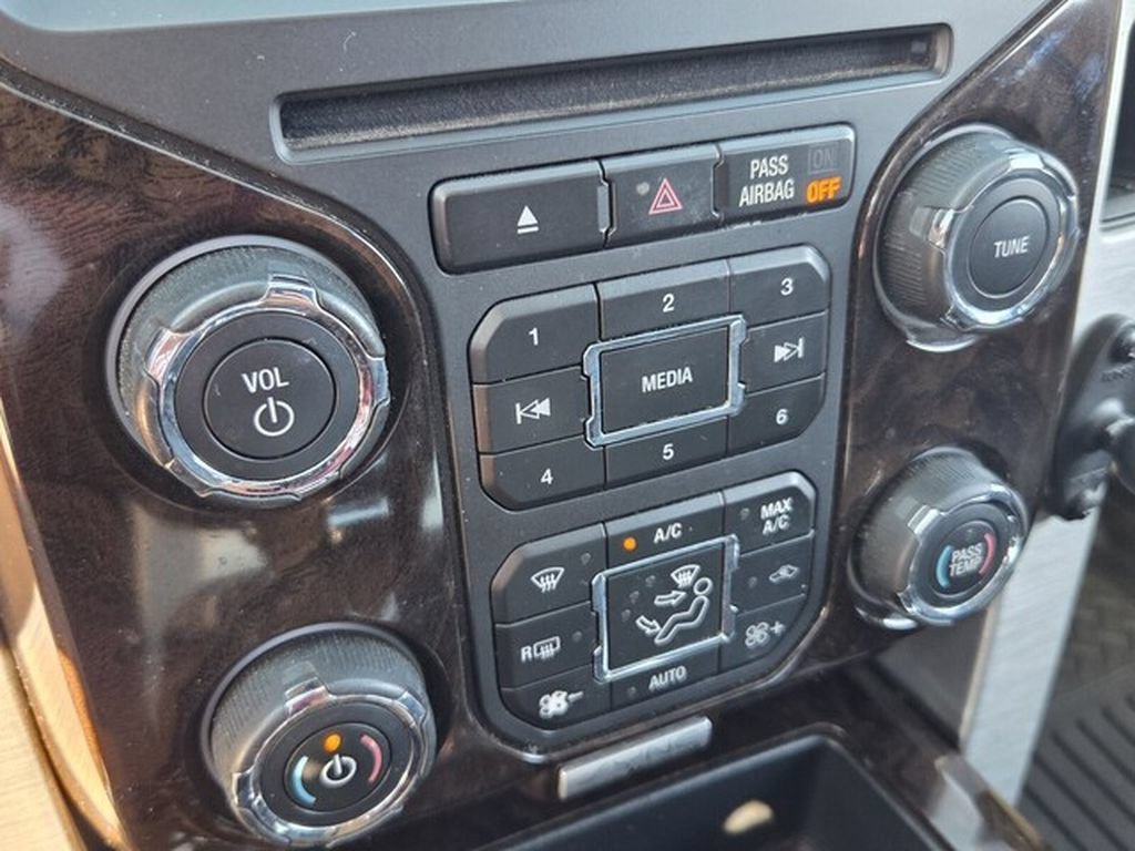Used 2014 Ford F150 Platinum AWD/4WD image 26