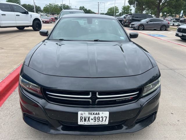 Used 2017 Dodge Charger SE RWD image 7