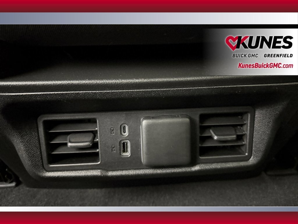 Used 2024 Chevrolet Silverado 1500 LT AWD/4WD image 35