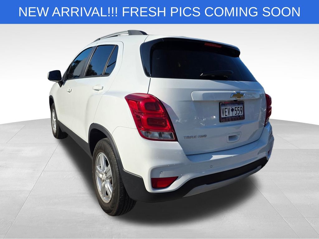 Used 2022 Chevrolet Trax LT w/ Driver Confidence Package image 5