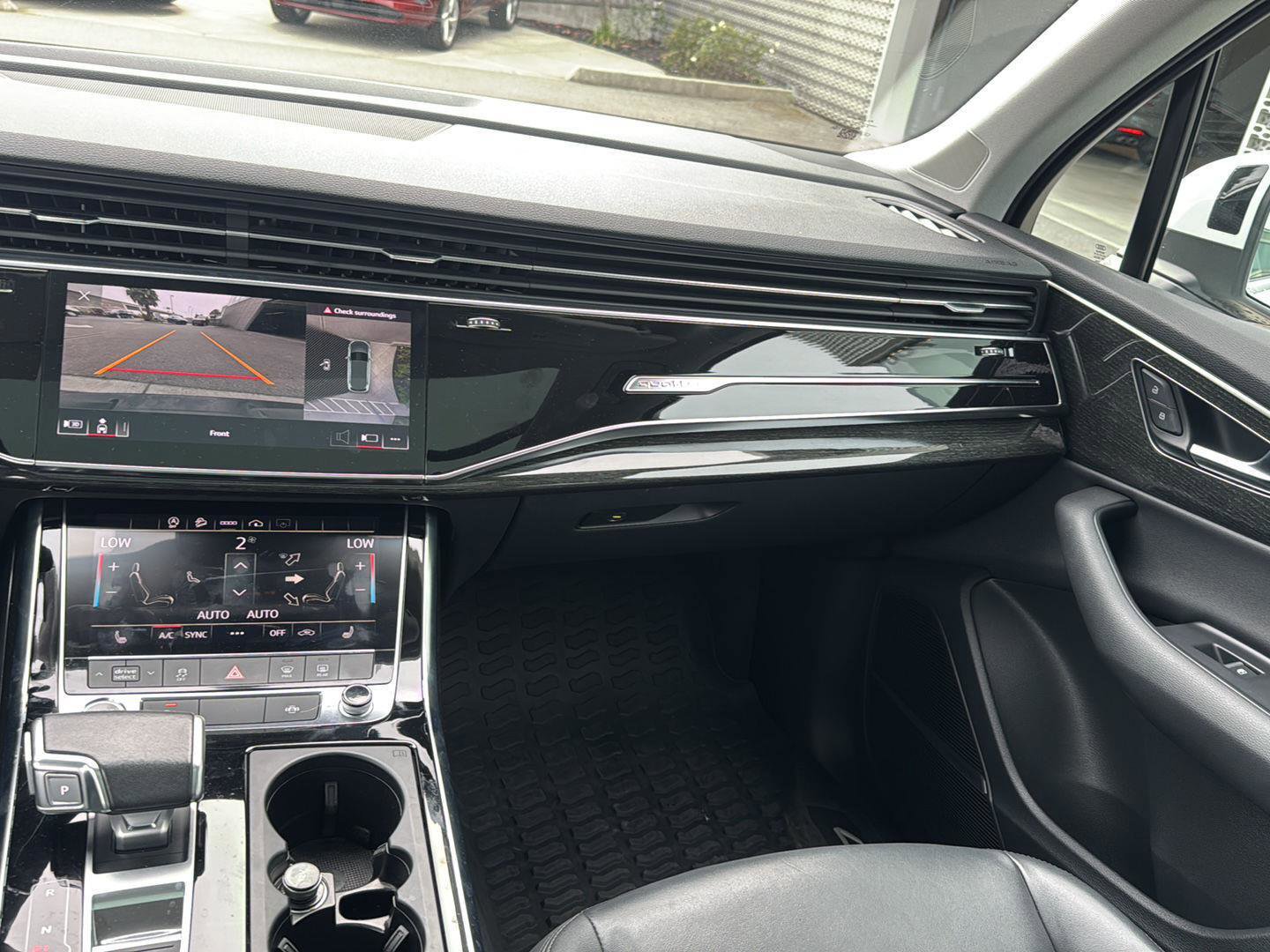 Used 2022 Audi Q7 Premium Plus image 10