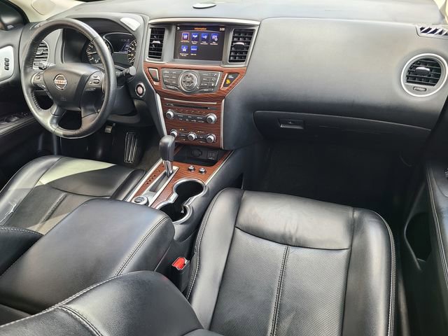 Used 2020 Nissan Pathfinder Platinum image 37