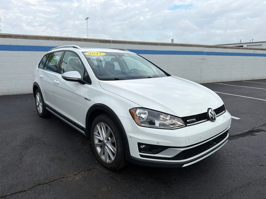 Used 2017 Volkswagen Golf Alltrack S AWD/4WD image 7