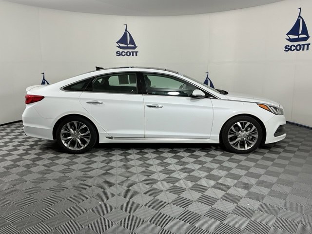 Used 2017 Hyundai Sonata Limited 2.0T FWD image 6