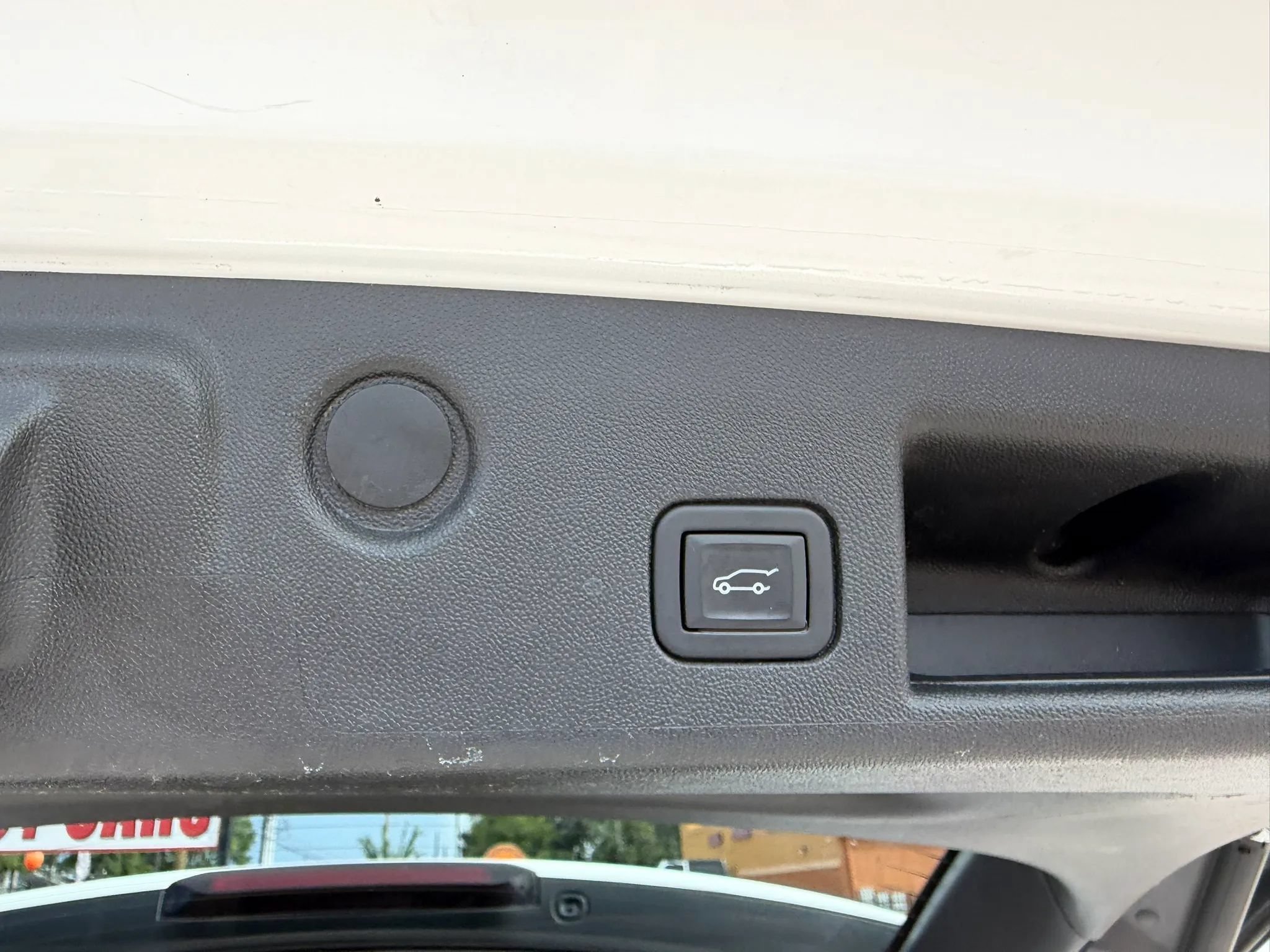 Used 2021 Chevrolet Equinox LT FWD image 42
