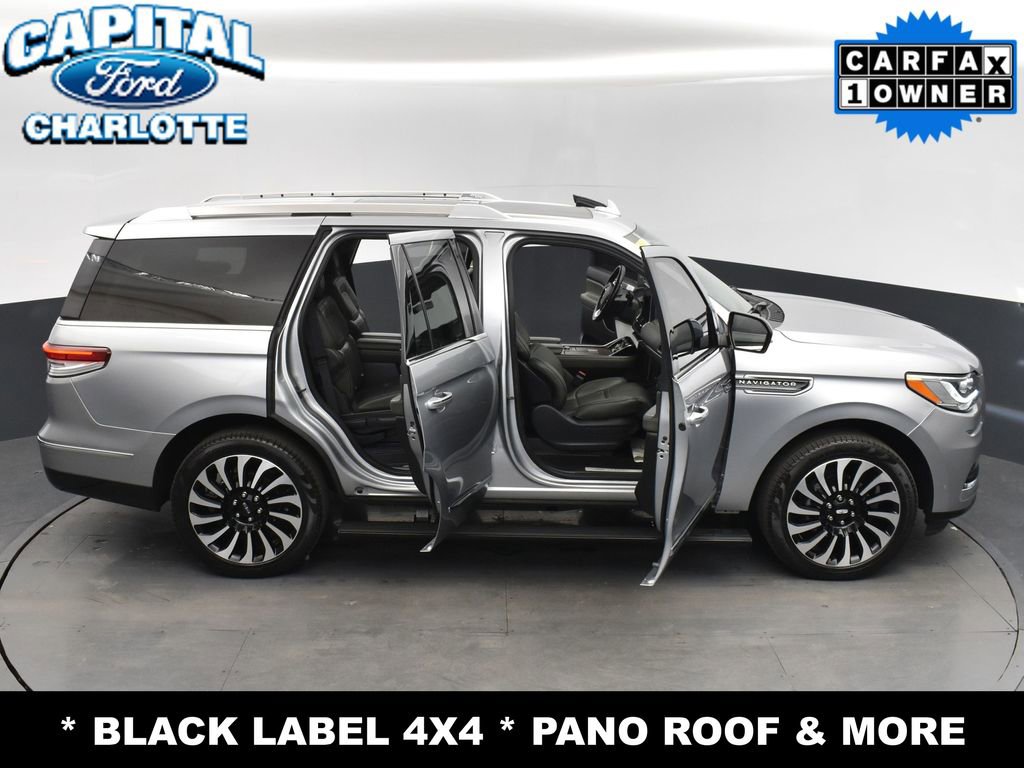 Used 2023 Lincoln Navigator Black Label AWD/4WD image 31