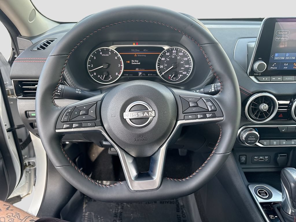 Used 2025 Nissan Sentra SR FWD image 11