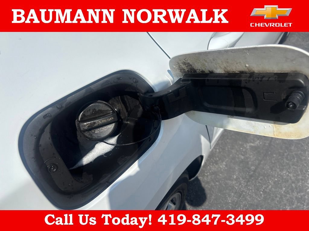 Used 2017 Chevrolet Cruze LT FWD image 14