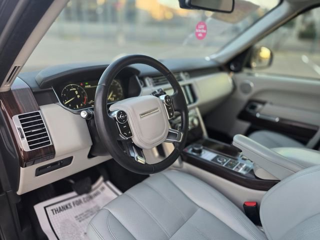Used 2014 Land Rover Range Rover HSE image 25