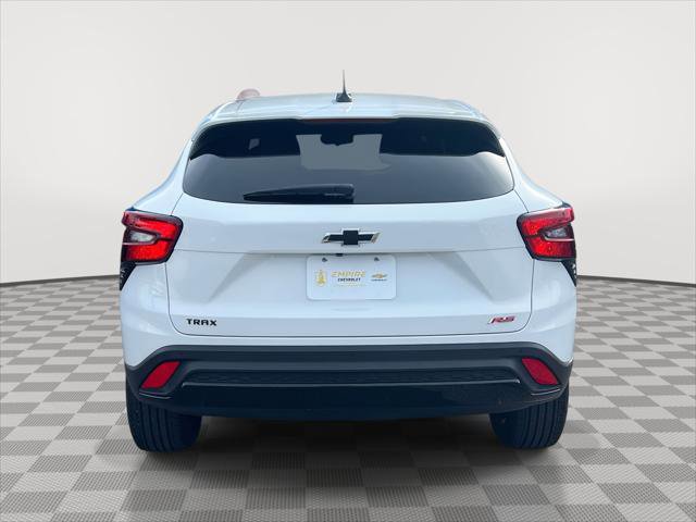 Used 2024 Chevrolet Trax RS w/ Driver Confidence Package image 5