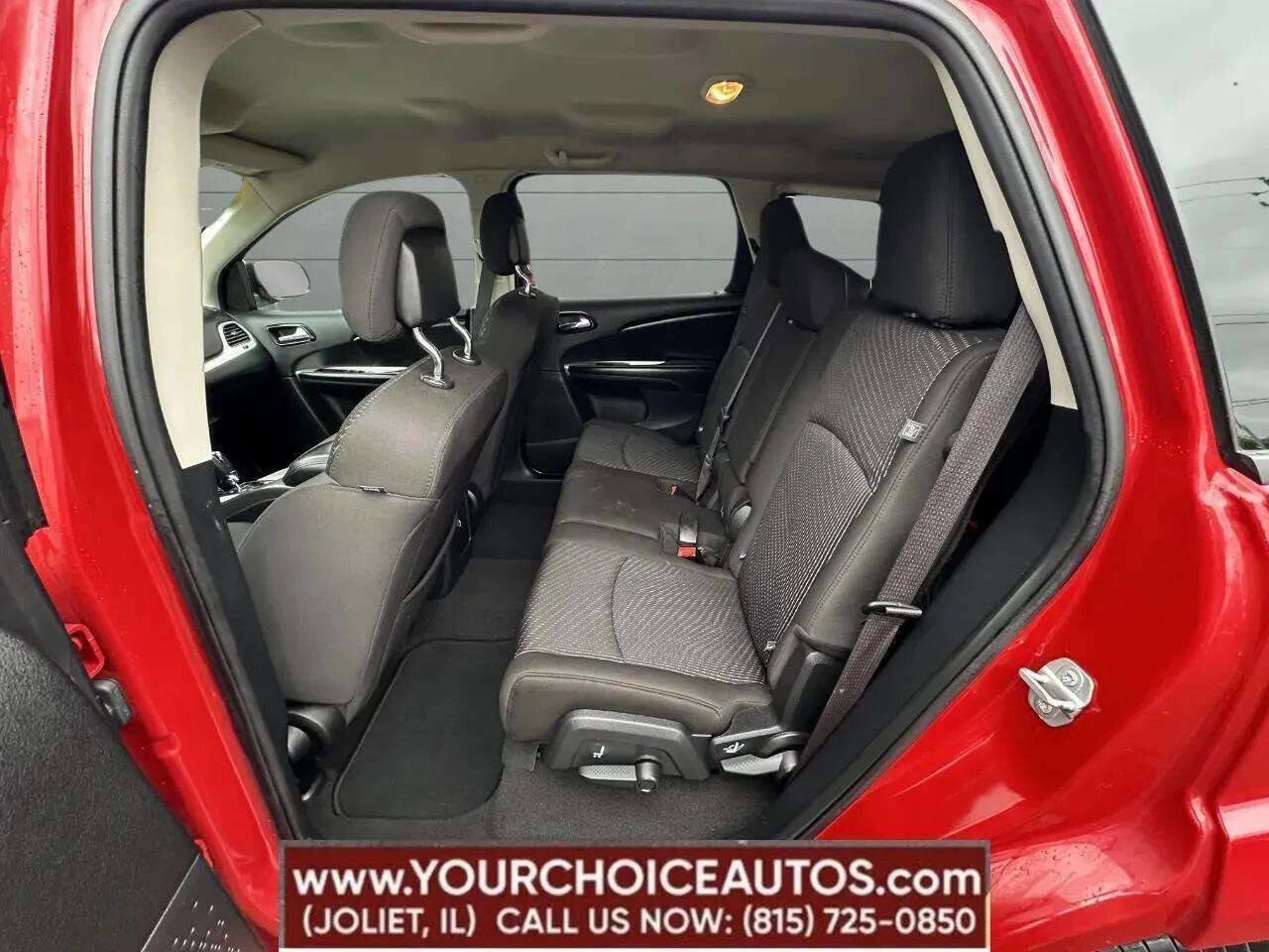 Used 2020 Dodge Journey SE FWD image 23