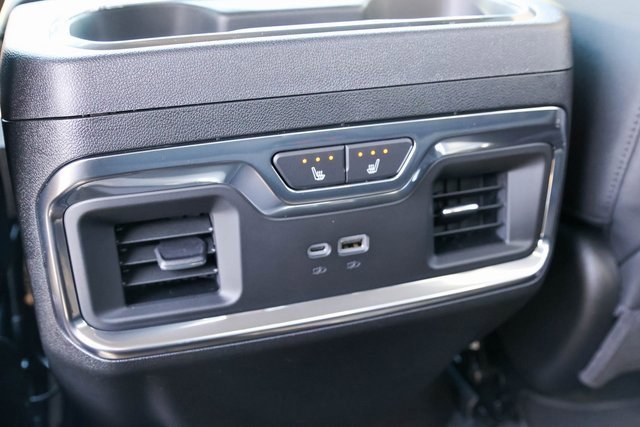 New 2026 GMC Sierra 3500 SLT w/ SLT Premium Package image 16