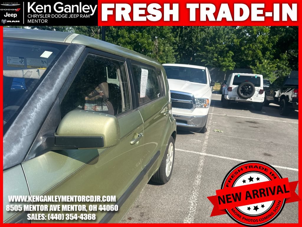 Used 2012 Kia Soul FWD image 7