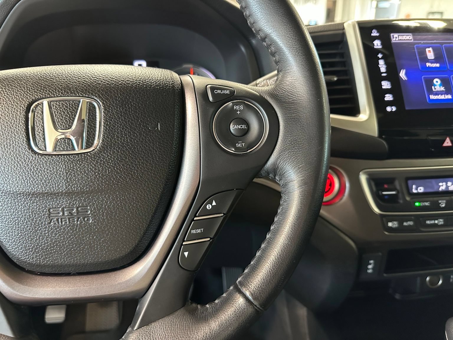 Used 2018 Honda Pilot EX-L image 19