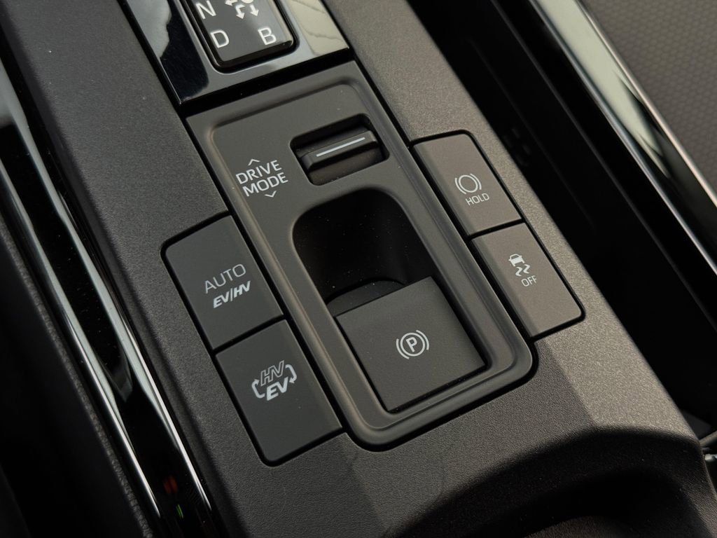 Used 2026 Toyota Prius Plug-In Hybrid w/ Limited Premium Package image 39