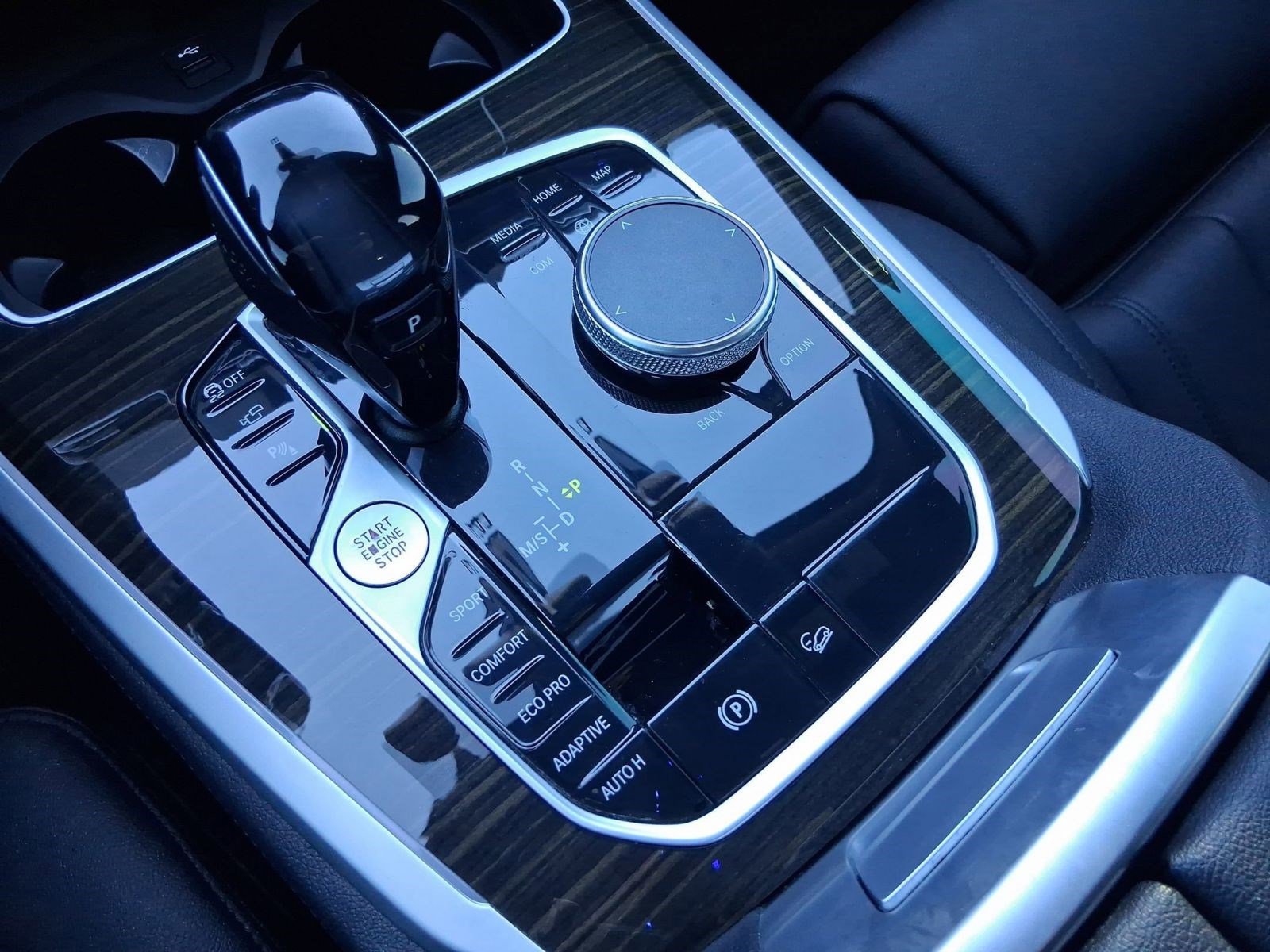 Used 2021 BMW X5 xDrive40i w/ Parking Assistance Package image 17