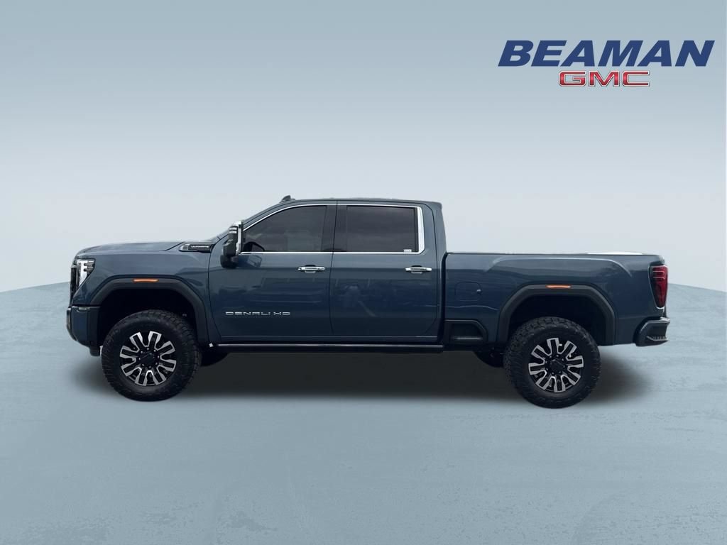 Used 2025 GMC Sierra 2500 Denali Ultimate AWD/4WD image 4