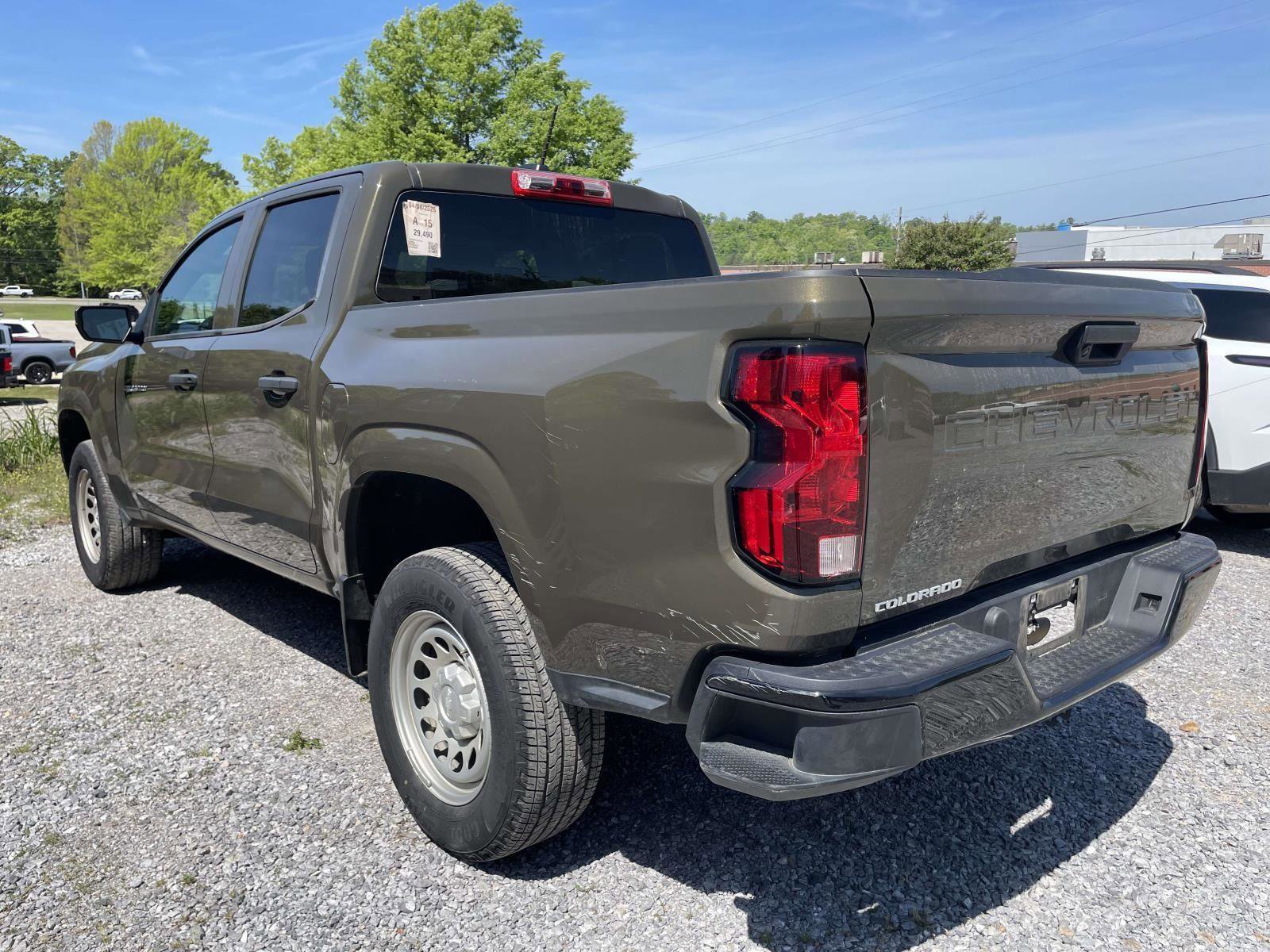 Used 2024 Chevrolet Colorado W/T image 8