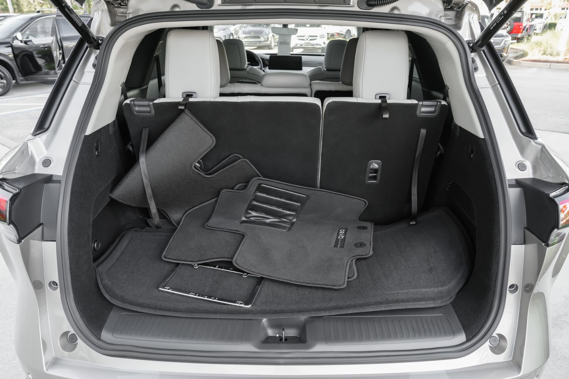 Certified 2026 INFINITI QX60 Luxe w/ Cargo Package image 41