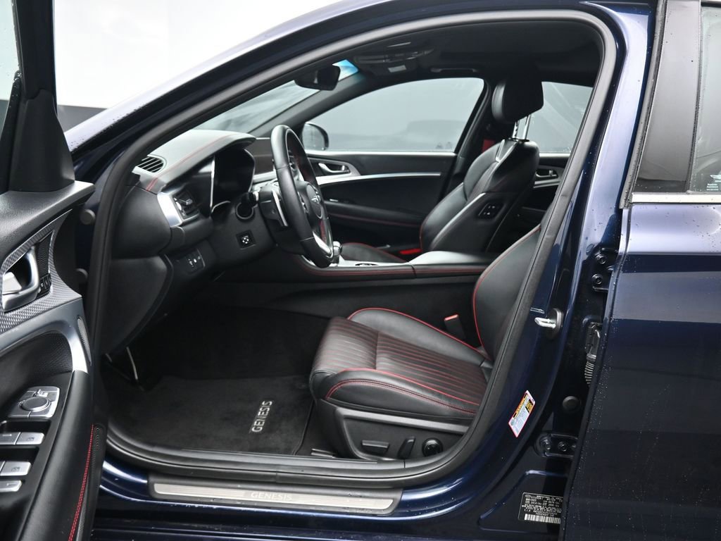 Used 2023 Genesis G70 2.0T w/ Sport Prestige Package RWD image 12