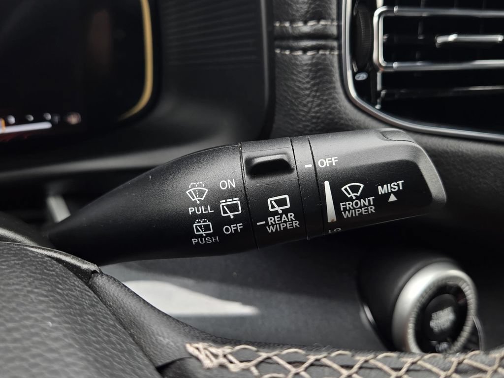 Used 2023 Jeep Wagoneer 4WD w/ Premium Group I image 35