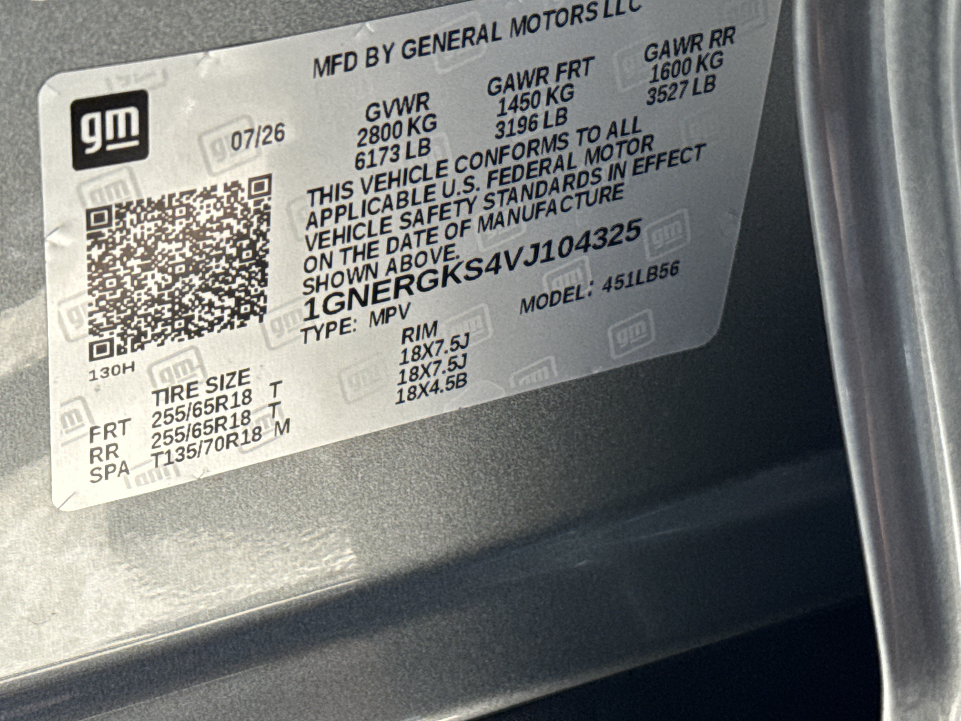 New 2027 Chevrolet Traverse LT FWD image 30
