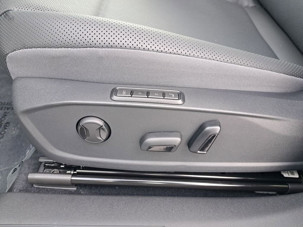 New 2026 Volkswagen ID.4 Pro S Plus image 34