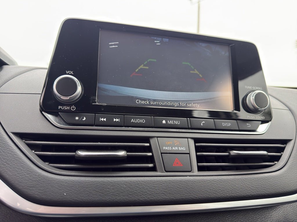 Used 2022 Nissan Altima 2.5 S FWD image 17