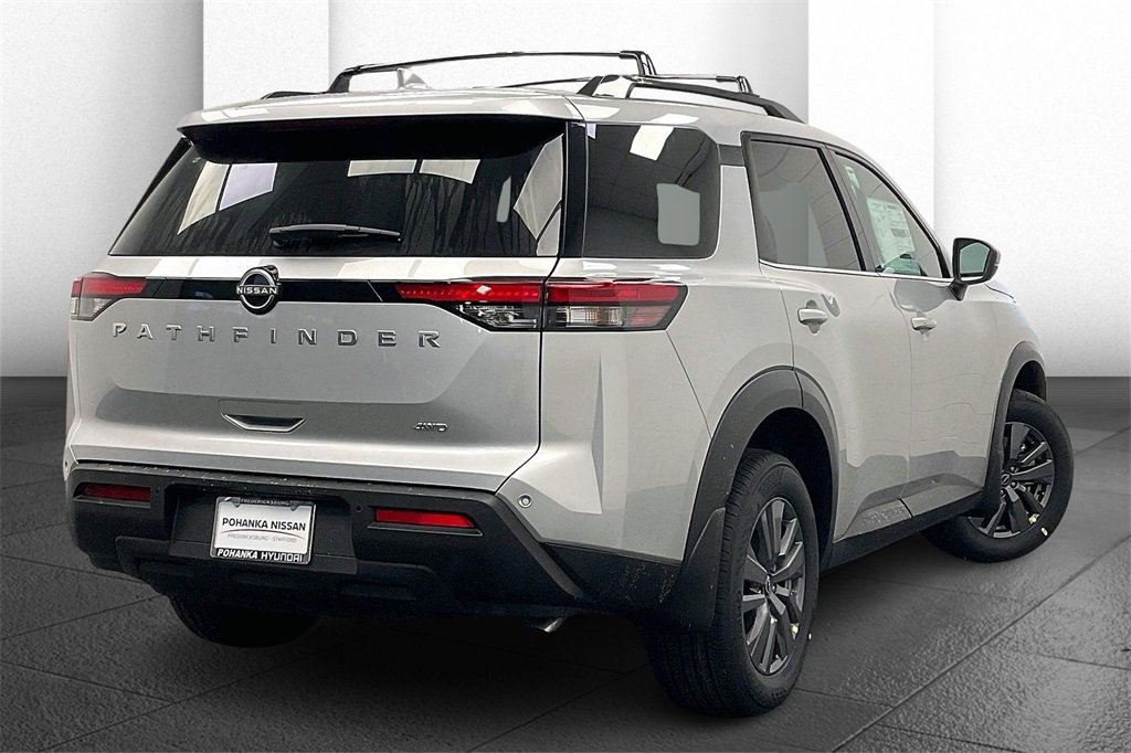 Certified 2025 Nissan Pathfinder SV image 12