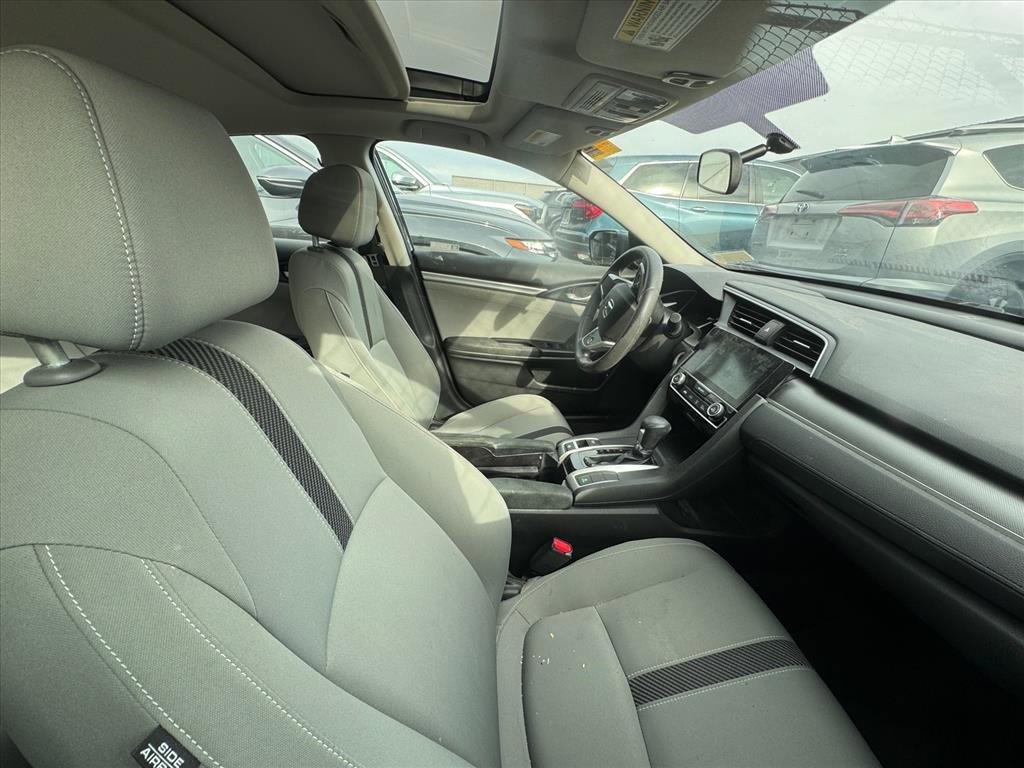 Used 2018 Honda Civic EX image 3