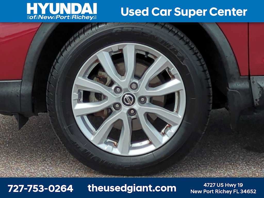Used 2020 Nissan Rogue Sport S w/ Appearance Package FWD image 10