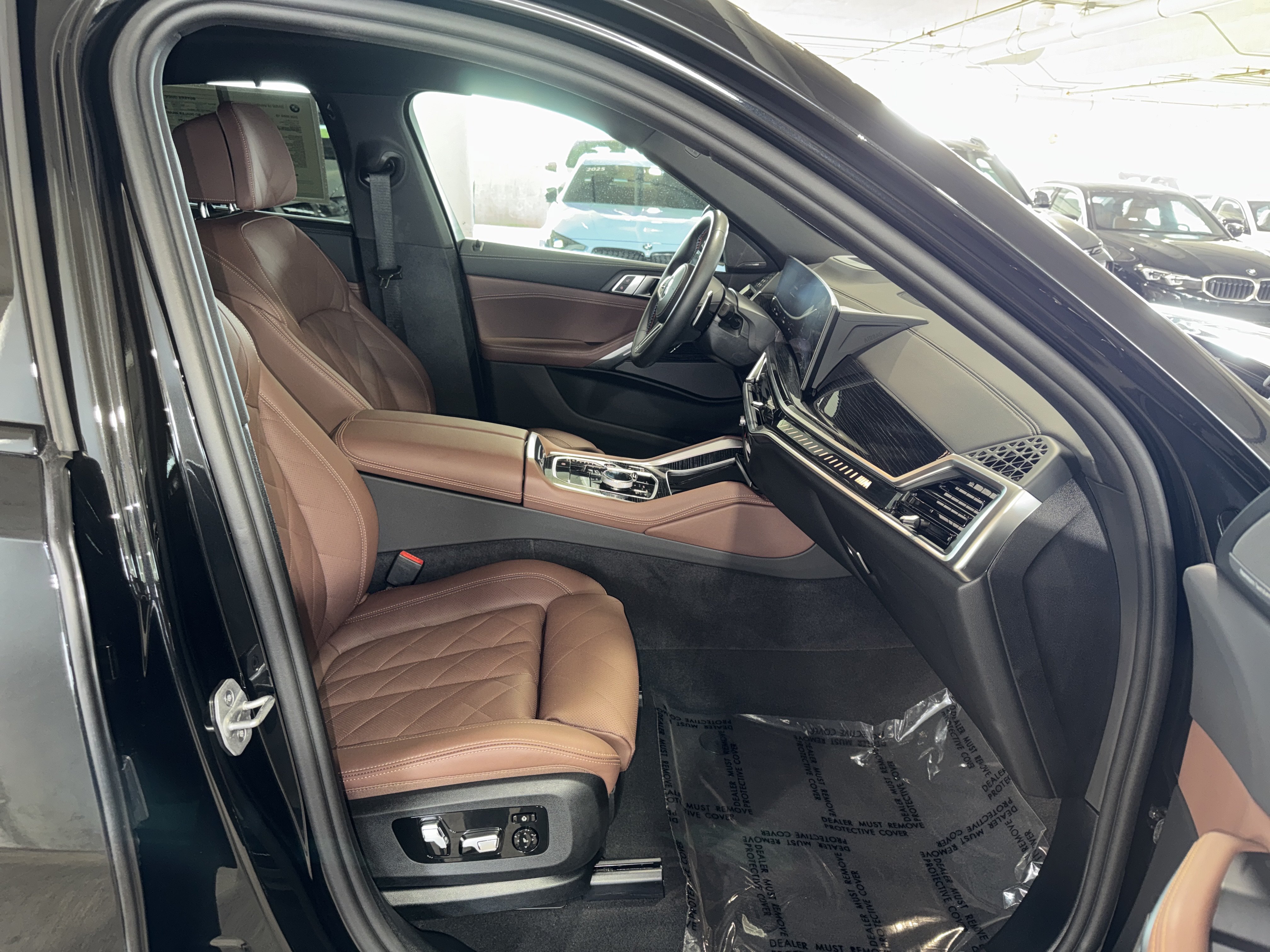 Used 2026 BMW X6 M60i AWD/4WD image 10