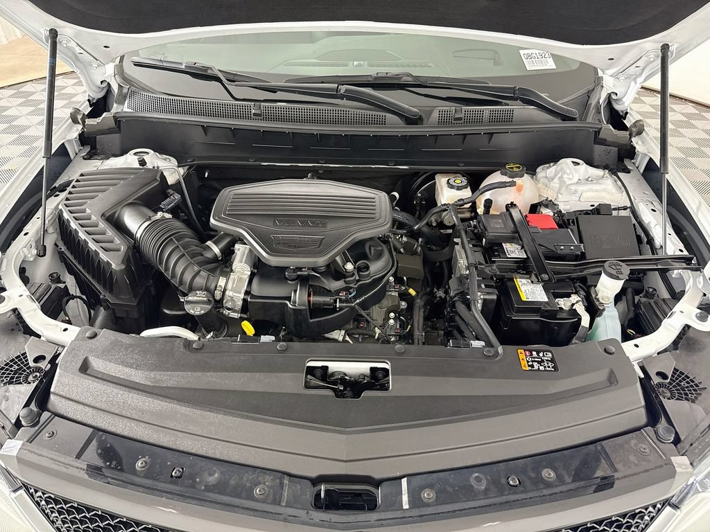 Used 2025 Cadillac XT6 Sport w/ Technology Package AWD/4WD image 32