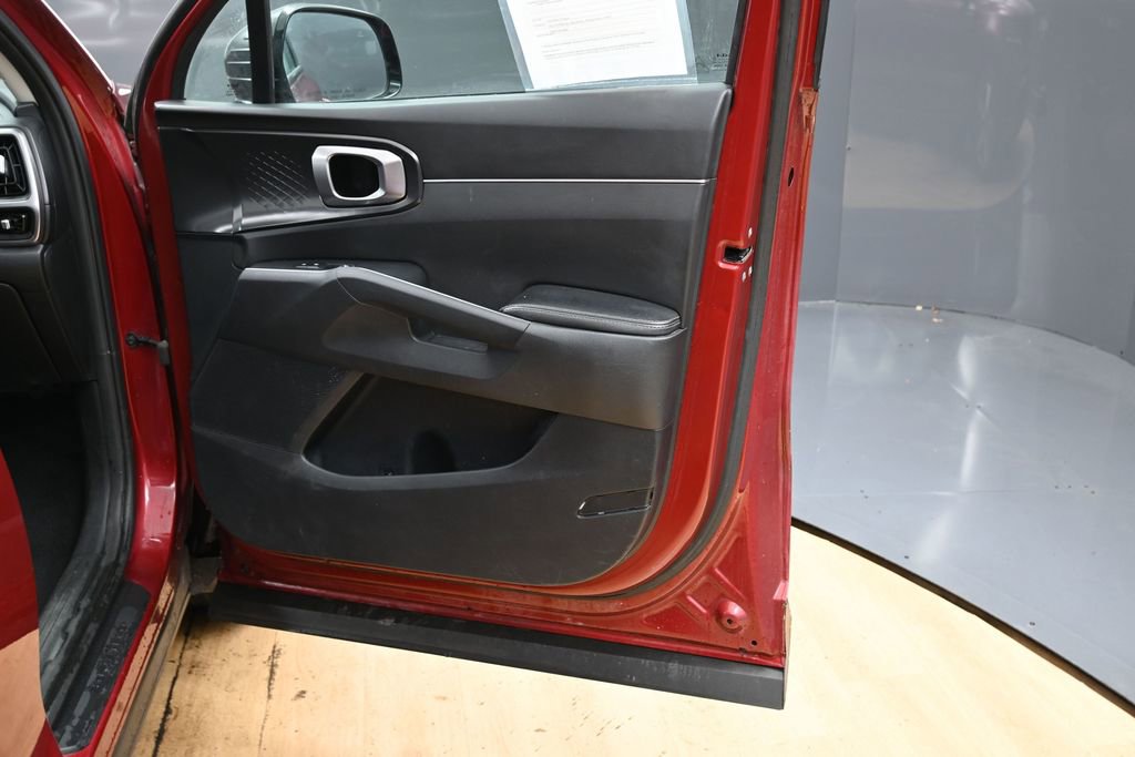 Used 2023 Kia Sorento S w/ Panoramic Sunroof Package FWD image 48