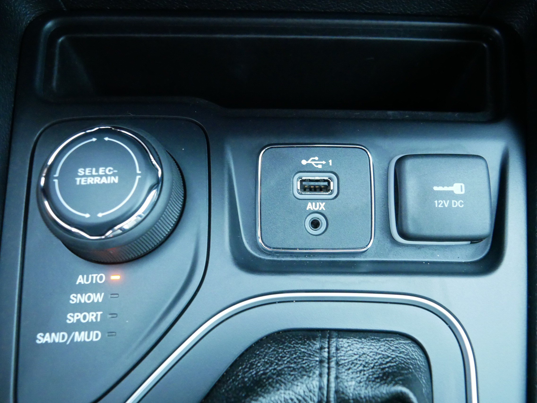 Used 2019 Jeep Cherokee High Altitude AWD/4WD image 32