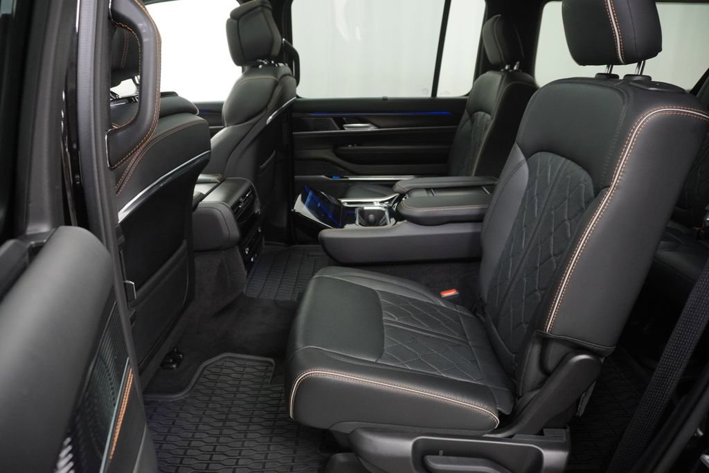 Certified 2025 Jeep Grand Wagoneer L Series III w/ Quick Order Packagew 28T image 19