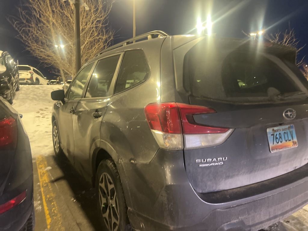 Used 2022 Subaru Forester Premium image 35