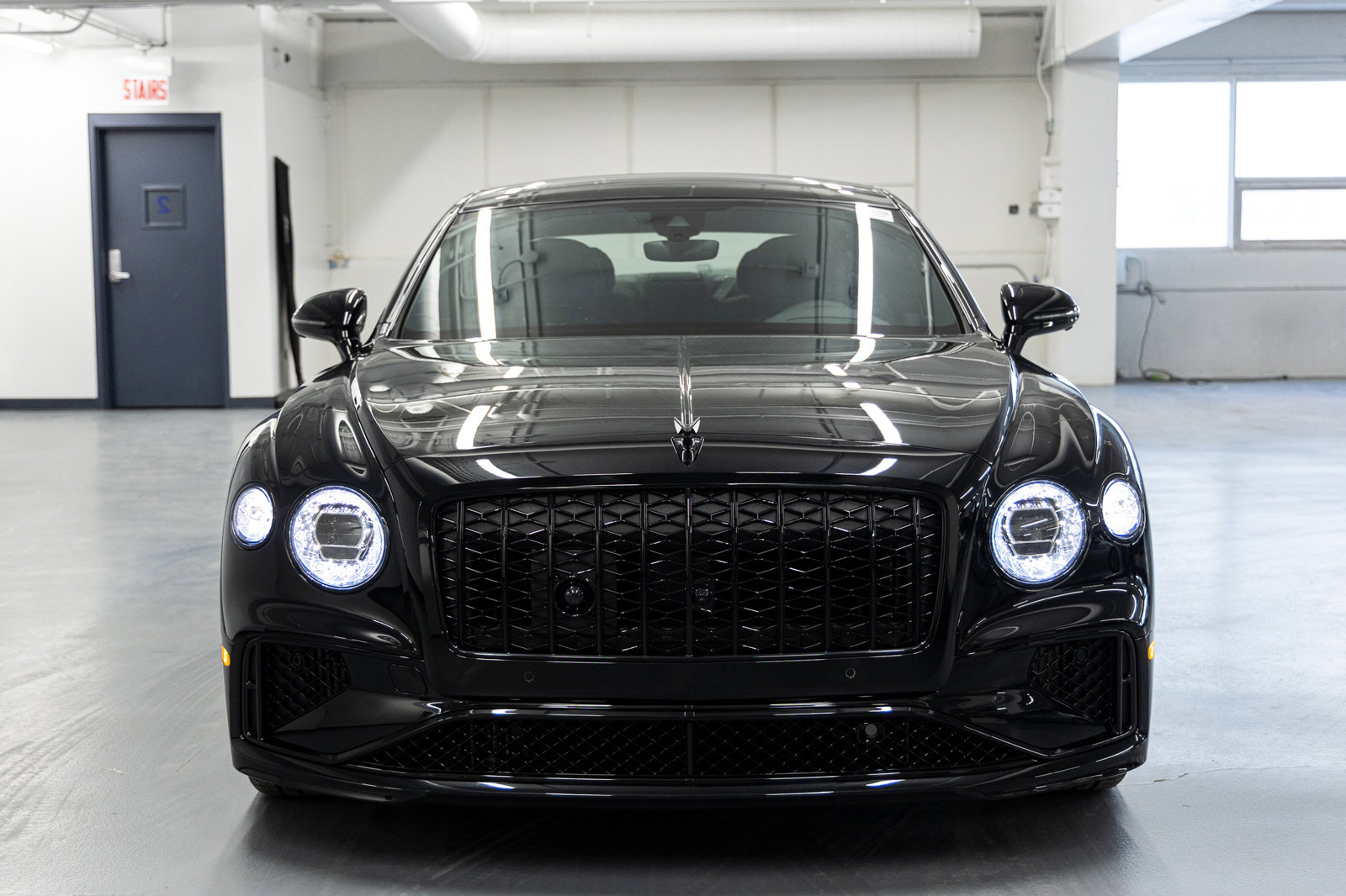 New 2026 Bentley Flying Spur Plug-In Hybrid AWD/4WD image 7
