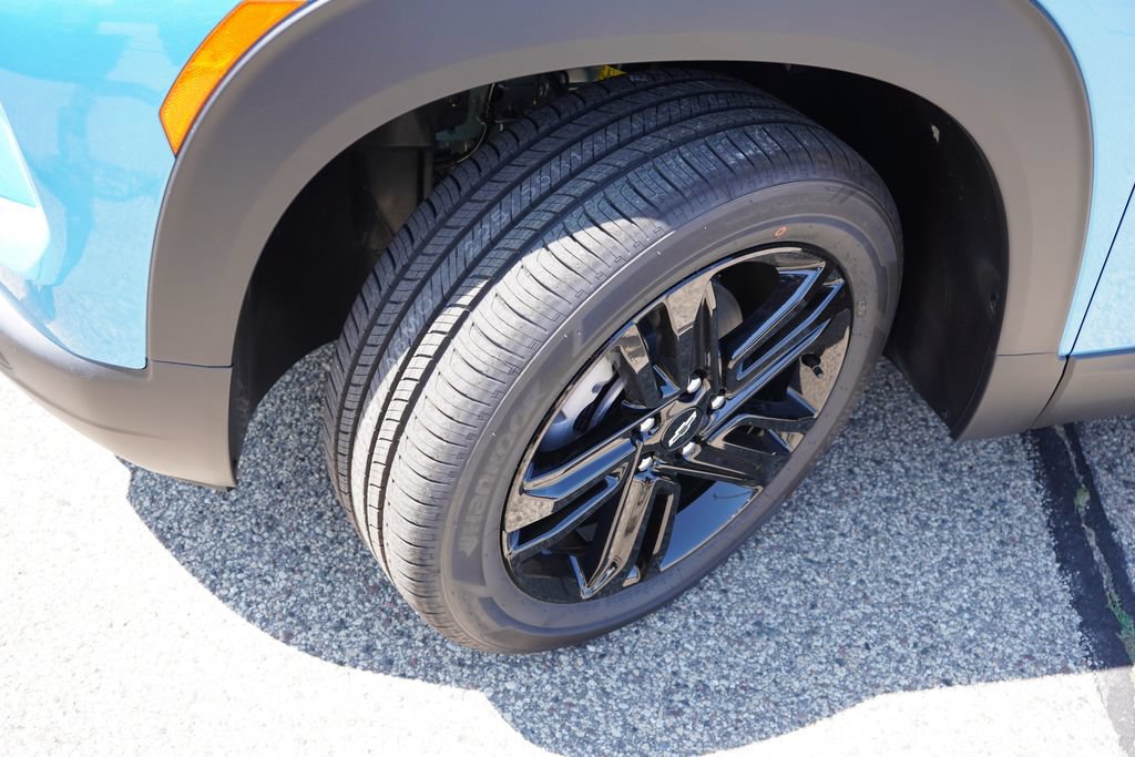 New 2026 Chevrolet TrailBlazer LT w/ Midnight Edition AWD/4WD image 9