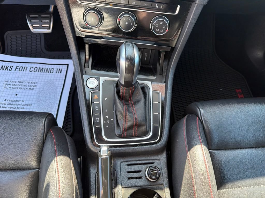 Used 2021 Volkswagen GTI SE FWD image 21