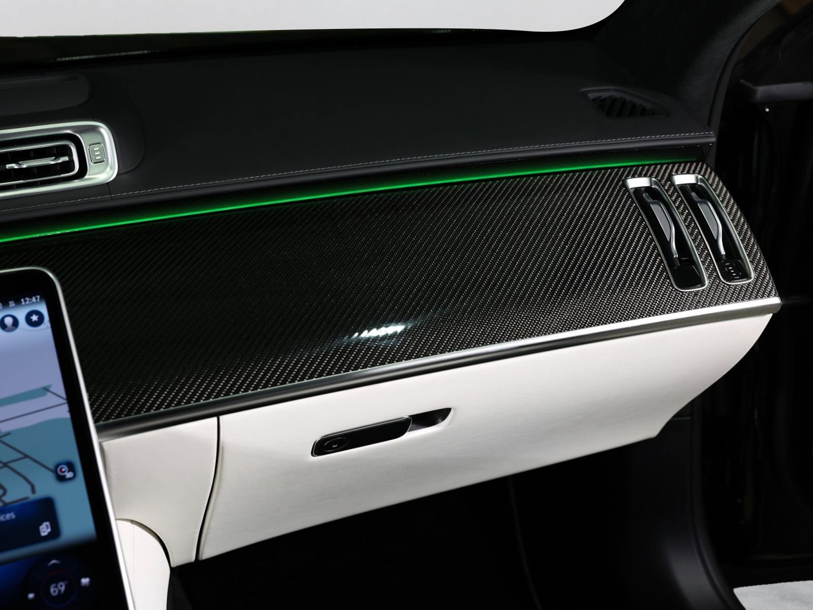 Used 2025 Mercedes-Benz S 63 AMG S w/ Rear Seat Package image 36