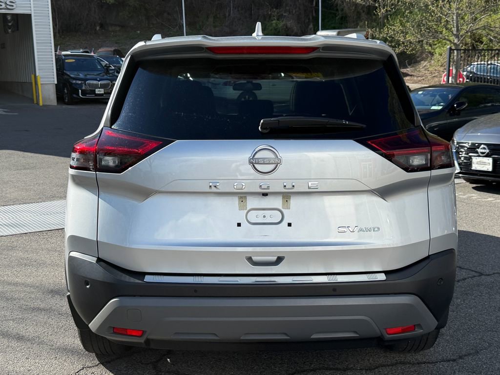 Used 2023 Nissan Rogue SV w/ SV Premium B Package AWD/4WD image 4